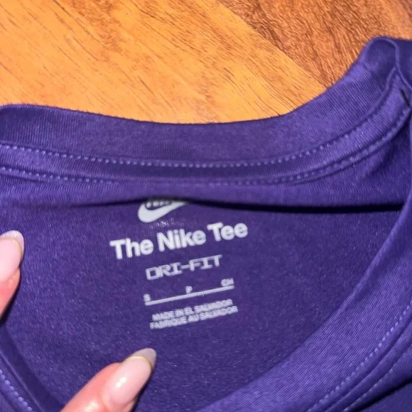 Purple Nike Dri Fit Tops - Picture 3 of 5
